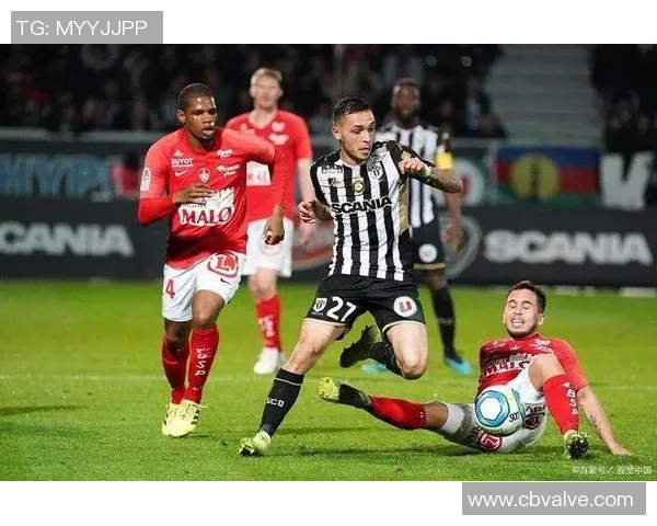 昂热与朗斯的法甲激战一触即发谁将赢得这场悬念重重的较量